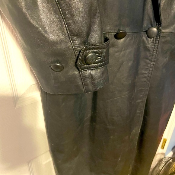 EUC Vintage Hunt Club 100% leather women’s full length coat - Picture 2 of 12